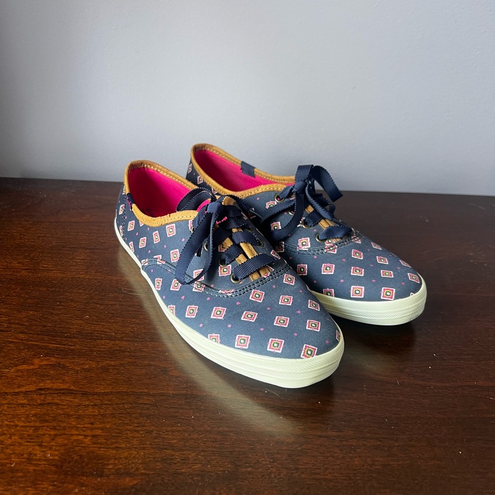 Keds Navy and Pink‎ Patterned Sneakers size 7.5